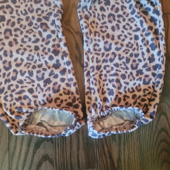 NWT 2 PIECE PJ SET, Great Christmas Gift for you or someone else. - Picture 6 of 12